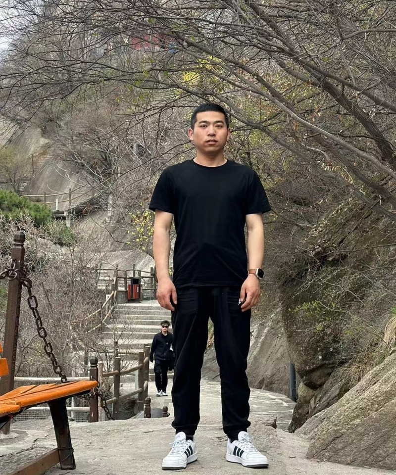 李有文